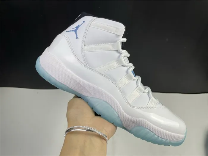 JORDAN 11 RETRO LEGEND BLUE