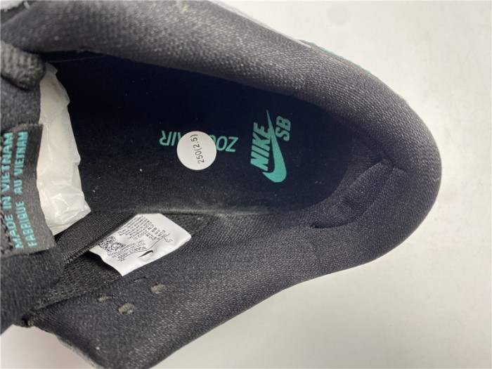 NIKE SB DUNK LOW ATMOS ELEPHANT