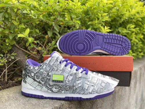 Dunk Low “Flip The Old School“