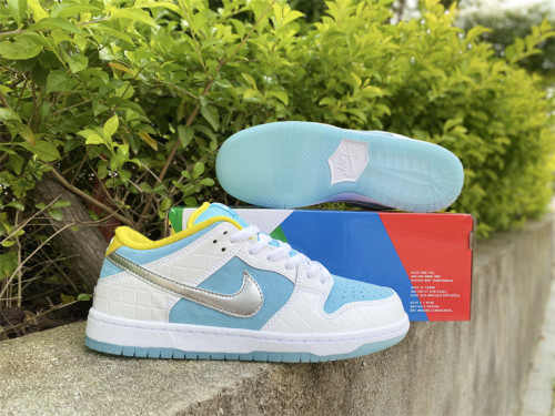 FTC x Nike SB Dunk Low