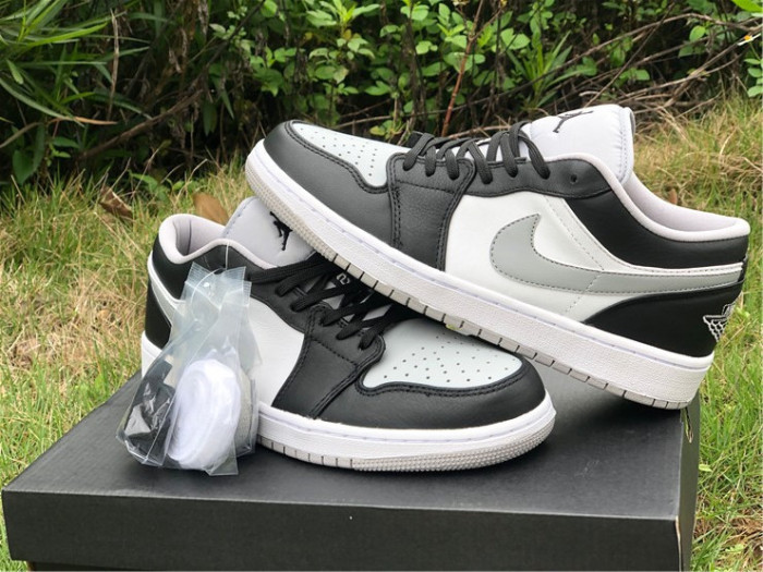 Air Jordan 1 Low Shadow