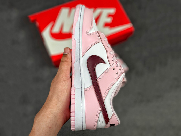 NIKE DUNK LOW PINK RED WHITE