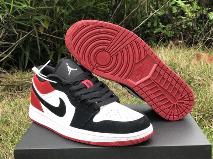 Air Jordan 1 Low Black Toe