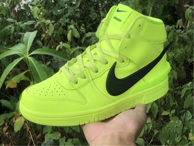 Nike Dunk High Ambush Flash lime