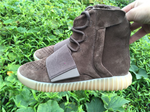 Authentic Yeezy Boost 750   light Brown  