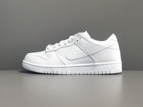 NIKE DUNK LOW Retro ＂Triple White＂