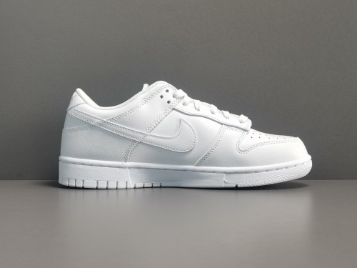 NIKE DUNK LOW Retro ＂Triple White＂