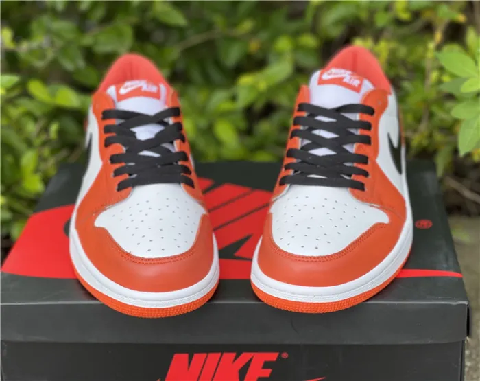 Air Jordan 1 Low Starfish