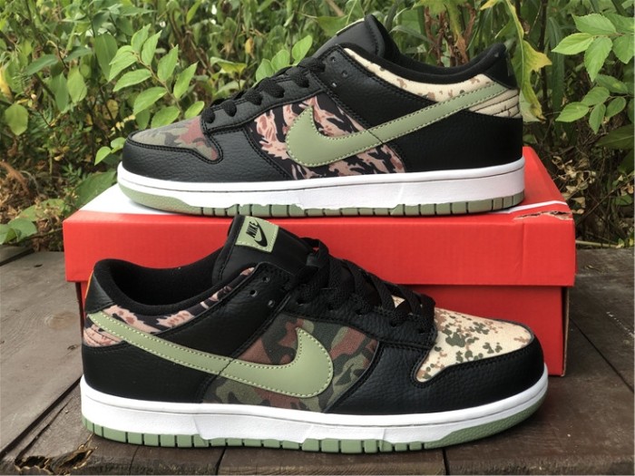 Nike Dunk Low SE “Oil Green” 