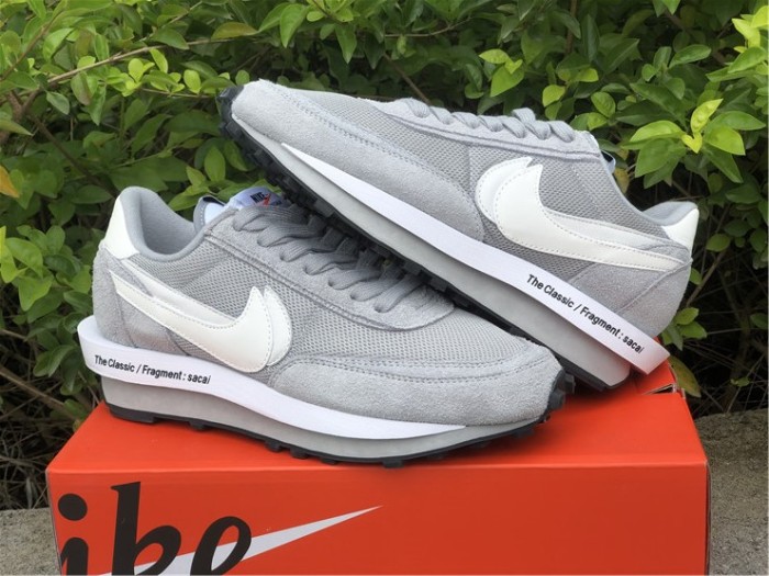 fragment x sacai x Nike LDWaffle White/Grey