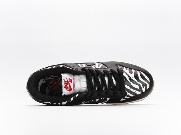 Quartersnacks x Nike SB Dunk Low “Zebra” 