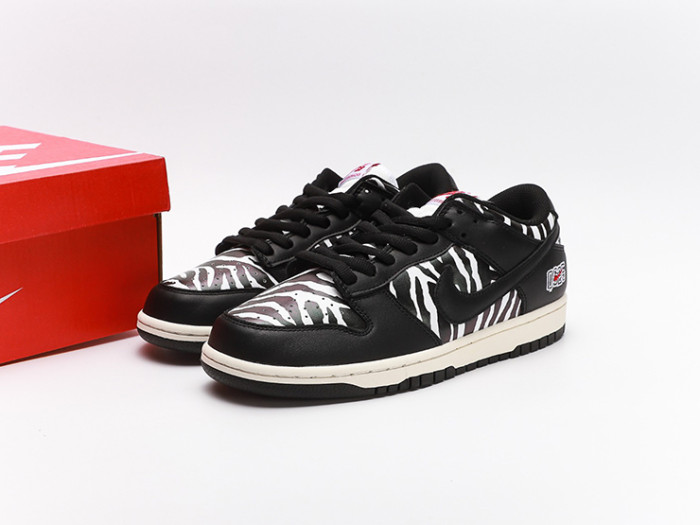 Quartersnacks x Nike SB Dunk Low “Zebra” 