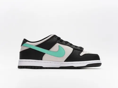 Nike SB Dunk Low  “Tropical Twist”