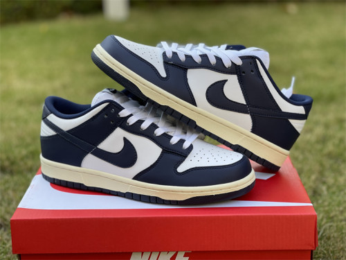 Nike Dunk Low Vintage Navy