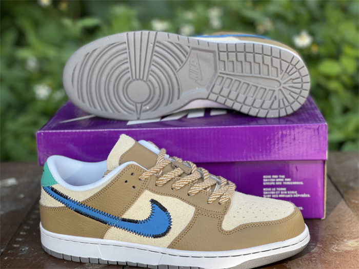 Size? x Nike Dunk Low  Dark Driftwood