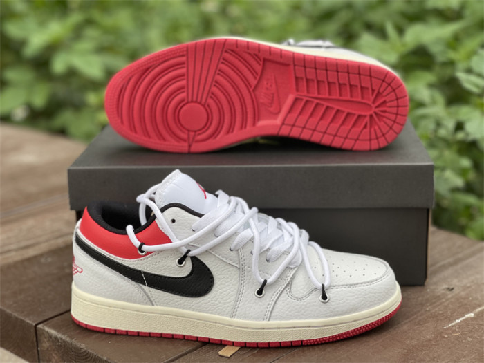 Air Jordan 1 Low