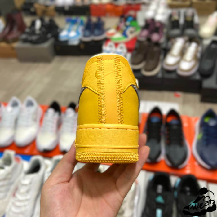Nike Air Force 1 Low OFF-WHITE University Gold Metallic Silver