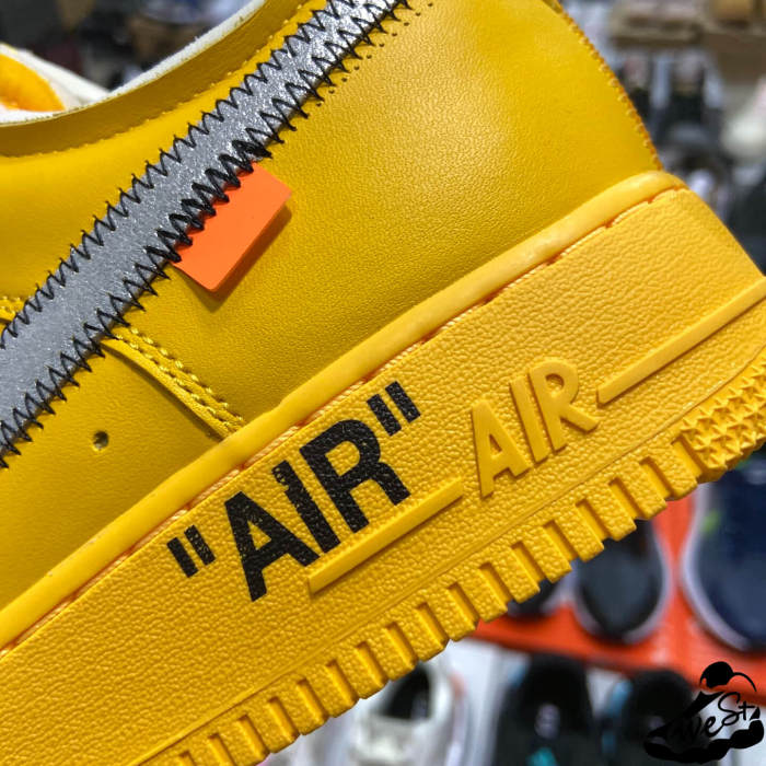 Nike Air Force 1 Low OFF-WHITE University Gold Metallic Silver