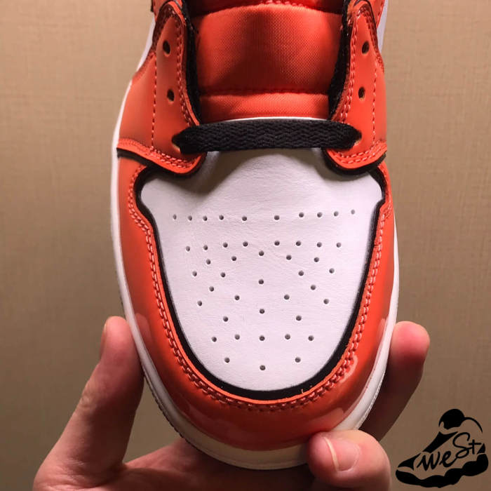 Jordan 1 Mid SE Turf Orange