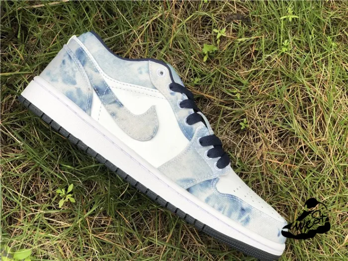 Air Jordan 1 Low Washed Denim