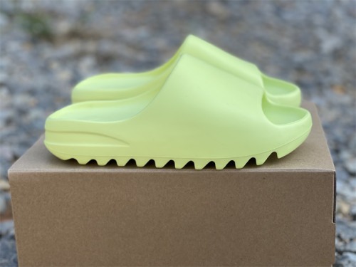 adidas Yeezy Slide Glow Green