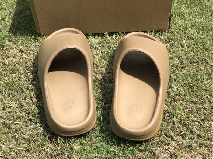 Adidas Yeezy Slide Core