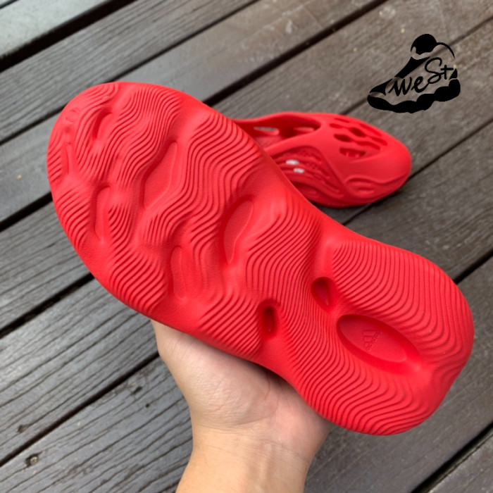 adidas Yeezy Foam RNNR Vermillion (Kids)