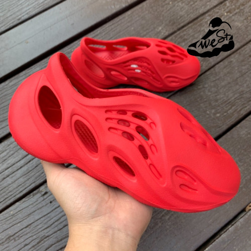 adidas Yeezy Foam RNNR Vermillion (Kids)