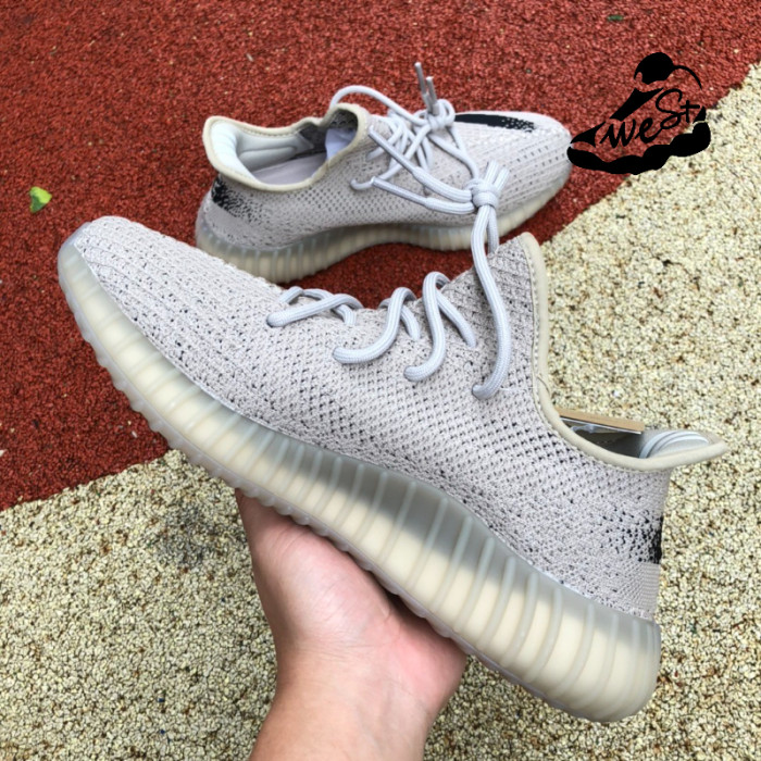 adidas Yeezy Boost 350 V2  beige / black