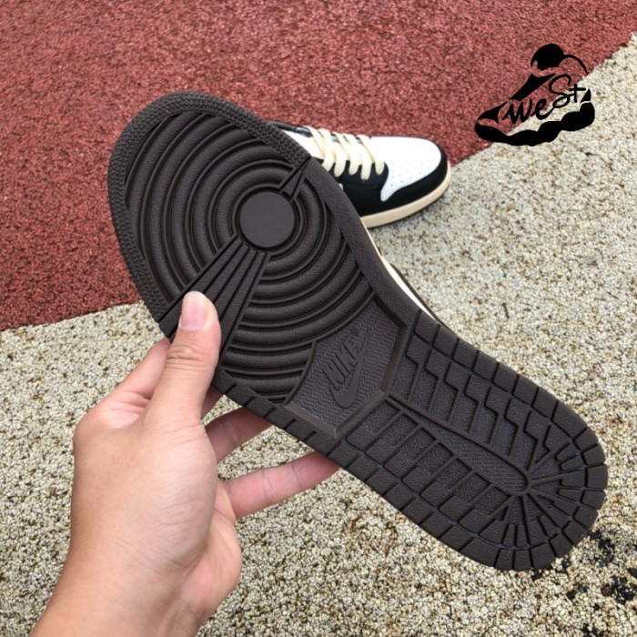 Jordan 1 Low AJ1 x Travis Scott 