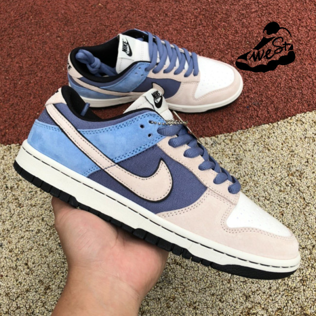 Nike SB Dunk Low