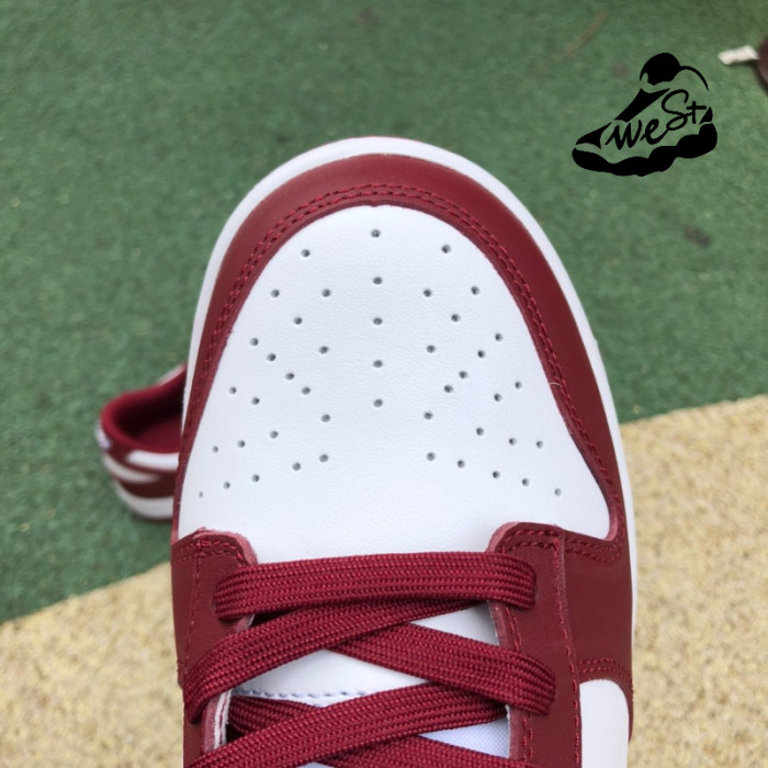 Nike Dunk Low Team Red