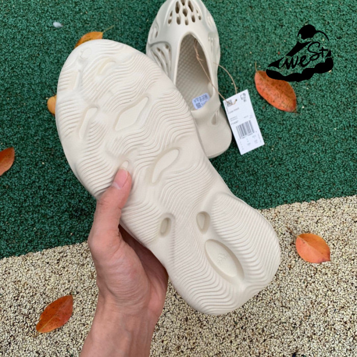 Adidas Yeezy Foam Runner Sand