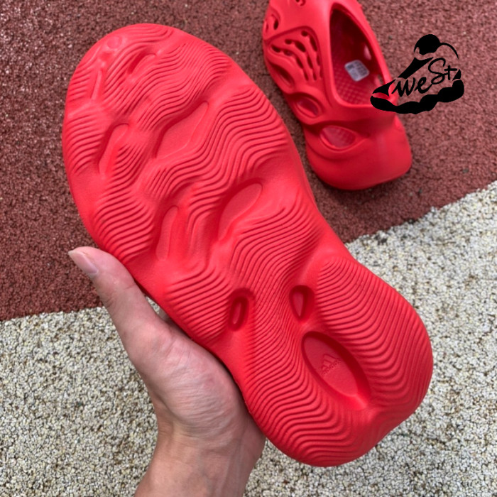 adidas Yeezy Foam RNNR Vermillion