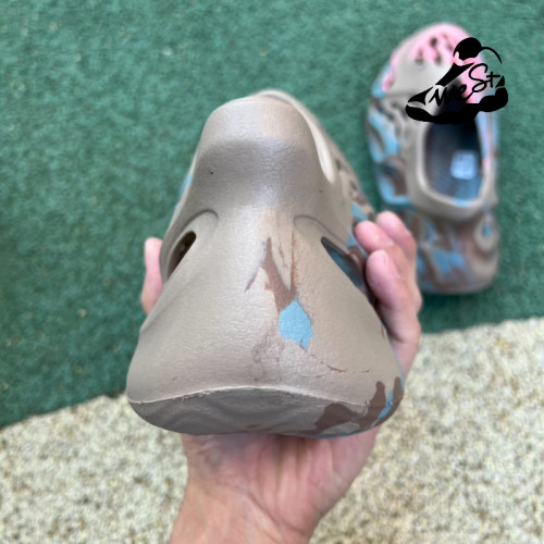 adidas Yeezy Foam Runner “MX Sand Grey”