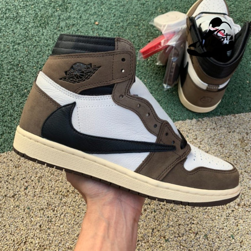 Jordan 1 Retro High Travis Scott