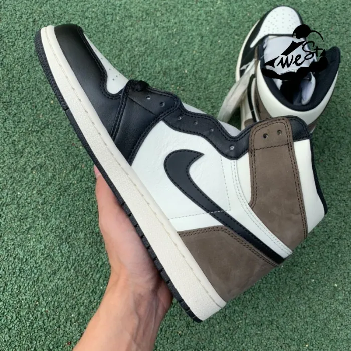 Jordan 1 Retro High Dark Mocha
