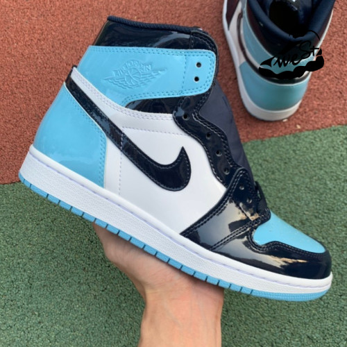 Jordan 1 Retro High UNC Paten