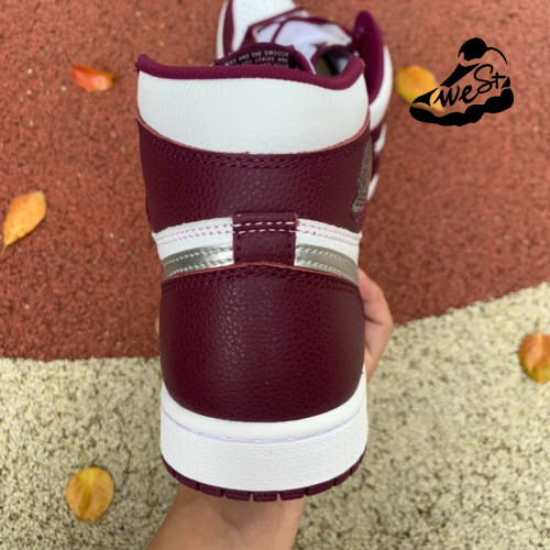 Jordan 1 High OG“ Bordeaux”