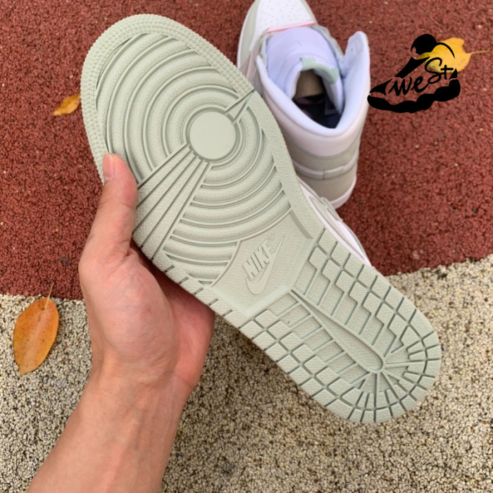 Jordan 1 Retro High OG Seafoam