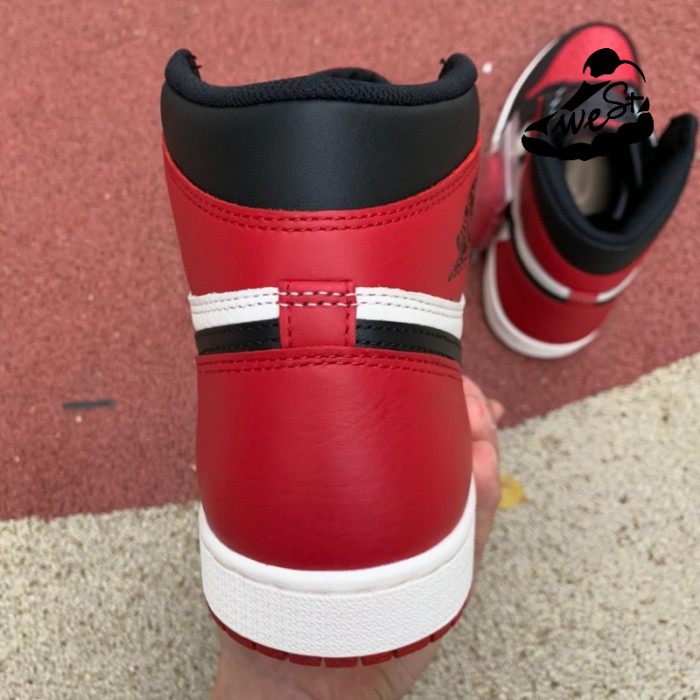 Jordan 1 Retro High Bred Toe