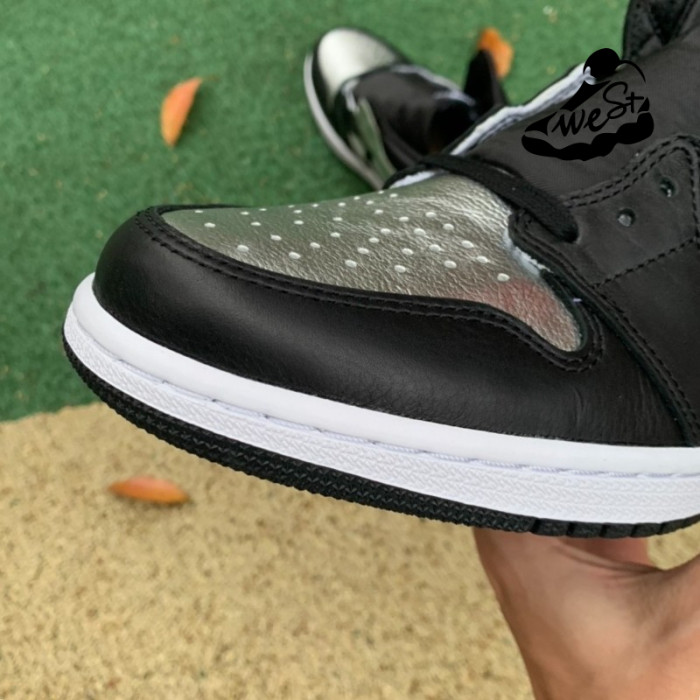Jordan 1 Retro High Silver Toe