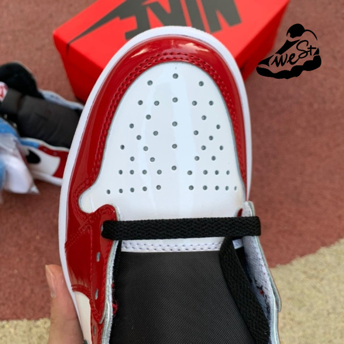 Jordan 1 Retro High Fearless UNC Chicago