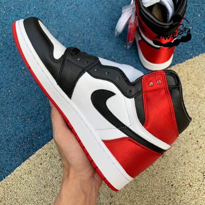 Jordan 1 Retro High Satin Black Toe