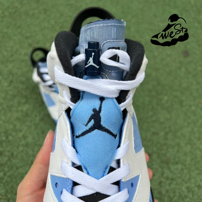 Air Jordan 6 UNC