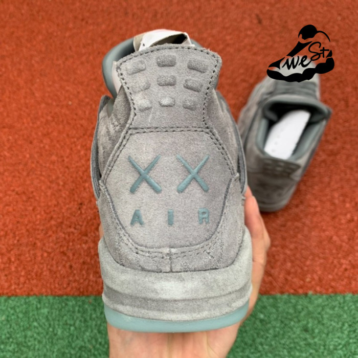 Jordan 4 Retro Kaws