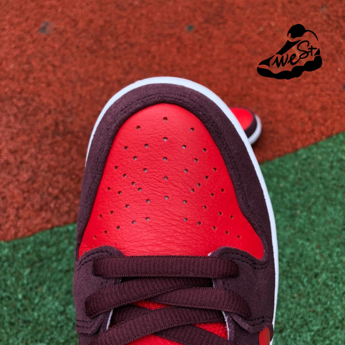 Nike SB Dunk Low Cherry