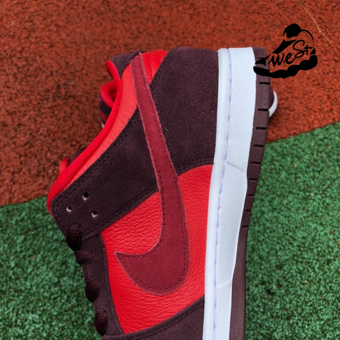 Nike SB Dunk Low Cherry