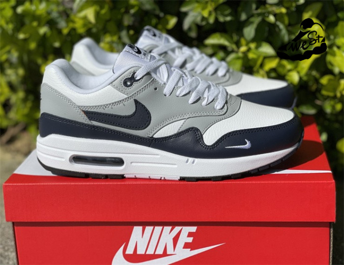 Nike Air Max 1 LV8 Obsidian