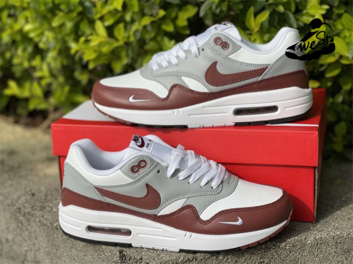 Nike Air Max 1 Mystic Dates
